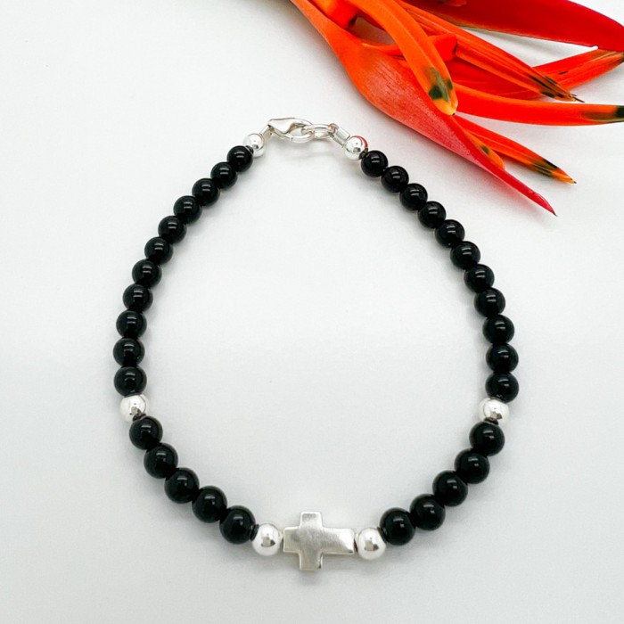 Bracelet "Croix" en Onyx noir